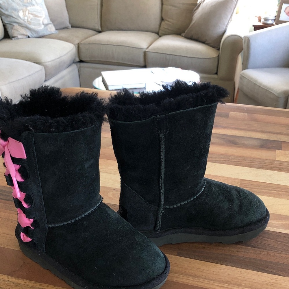 UGG Kids Black Suede Boots with Pink Ribbon Back Detail